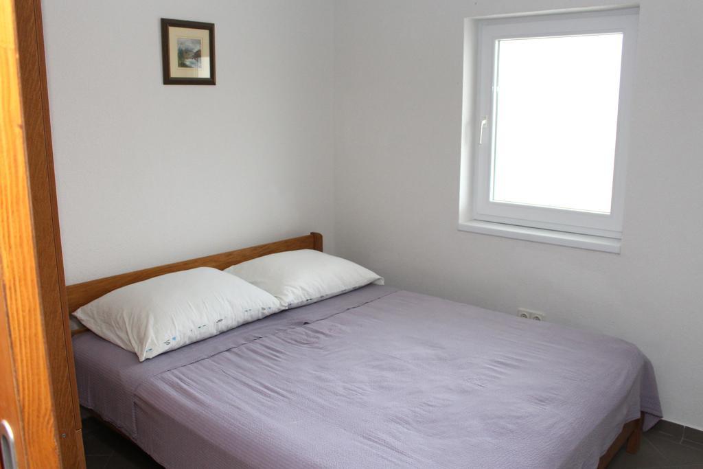 Apartments Beba Vir Room photo